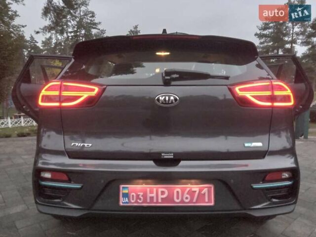 Киа Niro 2020 в Ирпене на Automoto.ua Серый Киа Niro, объемом двигателя 0 л и пробегом 99 тыс. км за 20490 $, фото 28 на Automoto.ua