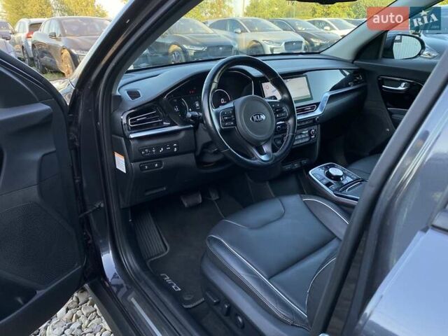 Сірий Кіа Niro, об'ємом двигуна 0 л та пробігом 88 тис. км за 22500 $, фото 19 на Automoto.ua