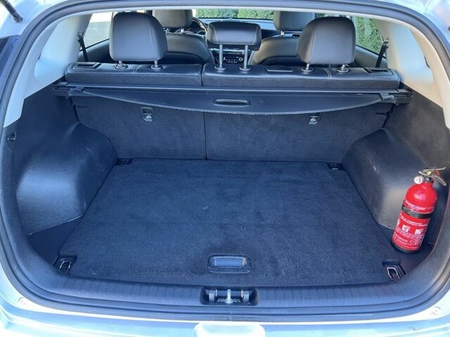 Сірий Кіа Niro, об'ємом двигуна 0 л та пробігом 89 тис. км за 437 $, фото 18 на Automoto.ua