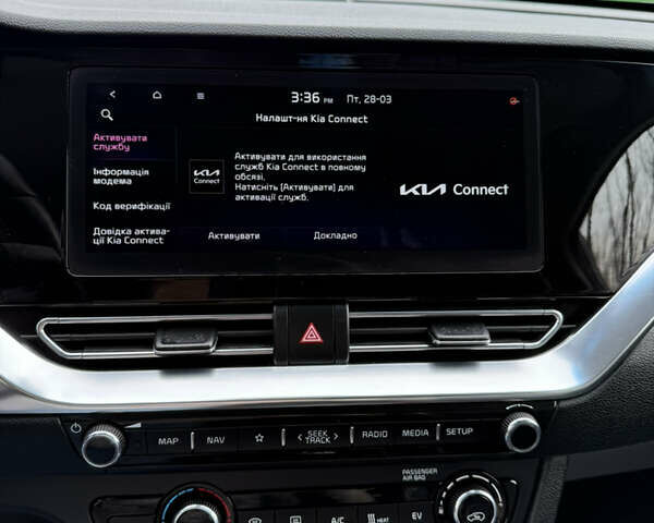 Серый Киа Niro, объемом двигателя 0 л и пробегом 120 тыс. км за 19750 $, фото 32 на Automoto.ua