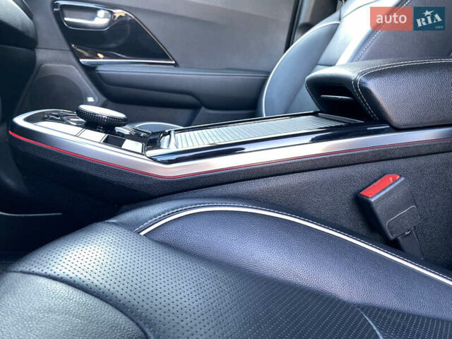 Сірий Кіа Niro, об'ємом двигуна 0 л та пробігом 116 тис. км за 21800 $, фото 91 на Automoto.ua