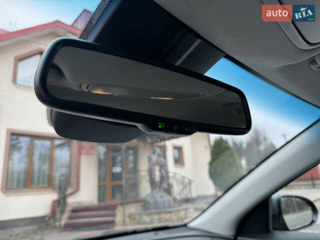 Серый Киа Niro, объемом двигателя 0 л и пробегом 158 тыс. км за 17750 $, фото 75 на Automoto.ua