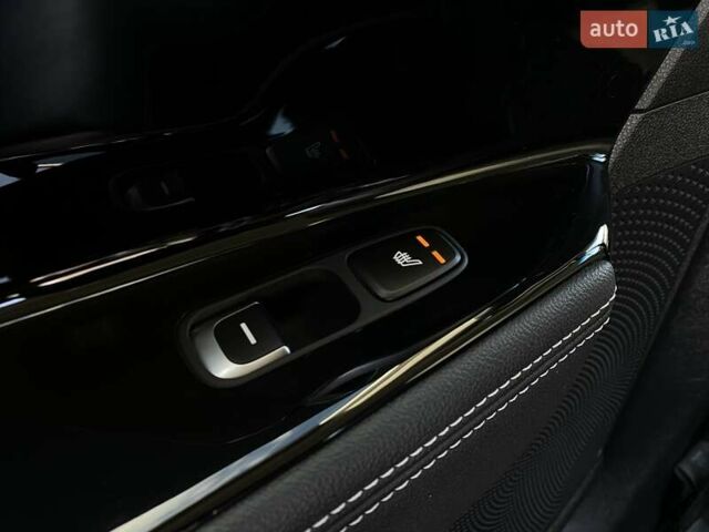 Серый Киа Niro, объемом двигателя 0 л и пробегом 58 тыс. км за 23200 $, фото 63 на Automoto.ua