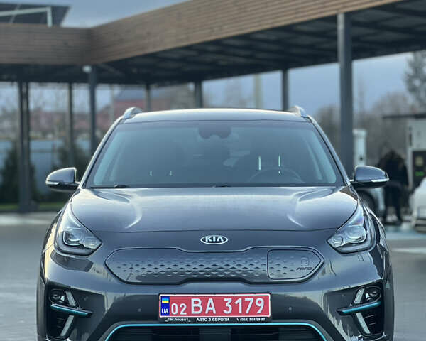 Серый Киа Niro, объемом двигателя 0 л и пробегом 133 тыс. км за 19500 $, фото 7 на Automoto.ua