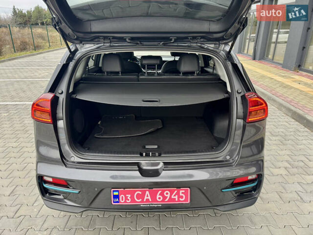 Серый Киа Niro, объемом двигателя 0 л и пробегом 109 тыс. км за 20500 $, фото 17 на Automoto.ua