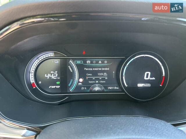 Сірий Кіа Niro, об'ємом двигуна 0 л та пробігом 143 тис. км за 17900 $, фото 50 на Automoto.ua