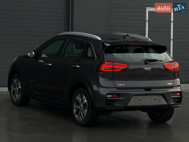 Серый Киа Niro, объемом двигателя 0 л и пробегом 164 тыс. км за 17550 $, фото 11 на Automoto.ua