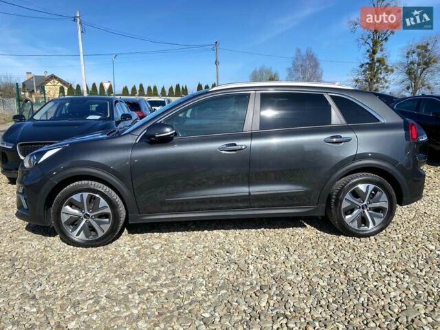 Серый Киа Niro, объемом двигателя 0 л и пробегом 101 тыс. км за 21300 $, фото 16 на Automoto.ua