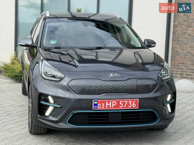 Серый Киа Niro, объемом двигателя 0 л и пробегом 139 тыс. км за 18900 $, фото 17 на Automoto.ua