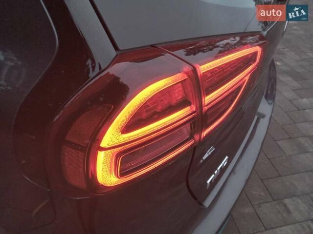 Киа Niro 2020 в Ирпене на Automoto.ua Серый Киа Niro, объемом двигателя 0 л и пробегом 99 тыс. км за 20490 $, фото 55 на Automoto.ua