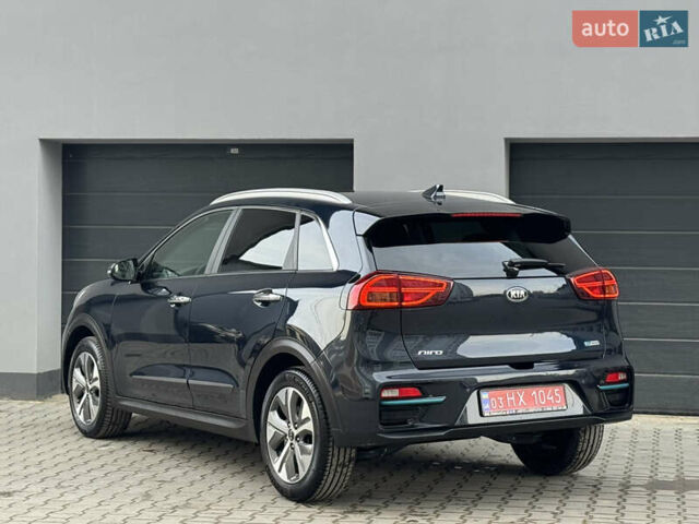 Серый Киа Niro, объемом двигателя 0 л и пробегом 156 тыс. км за 18500 $, фото 30 на Automoto.ua
