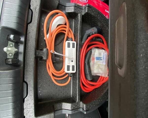 Киа Niro 2020 в Тернополе на Automoto.ua Серый Киа Niro, объемом двигателя 0 л и пробегом 149 тыс. км за 18800 $, фото 23 на Automoto.ua