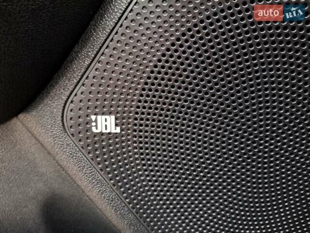 Серый Киа Niro, объемом двигателя 0 л и пробегом 115 тыс. км за 20300 $, фото 17 на Automoto.ua