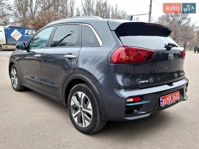 Серый Киа Niro, объемом двигателя 0 л и пробегом 115 тыс. км за 20300 $, фото 11 на Automoto.ua