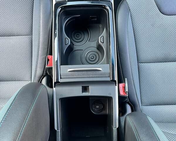 Сірий Кіа Niro, об'ємом двигуна 0 л та пробігом 112 тис. км за 18900 $, фото 13 на Automoto.ua