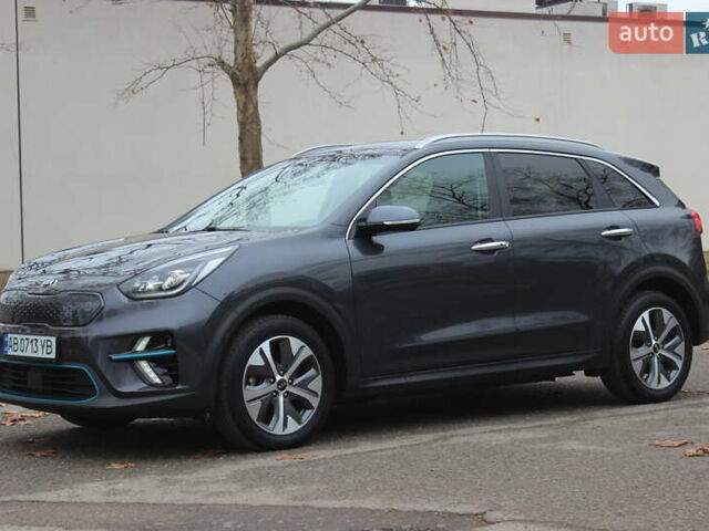 Сірий Кіа Niro, об'ємом двигуна 0 л та пробігом 74 тис. км за 19990 $, фото 2 на Automoto.ua