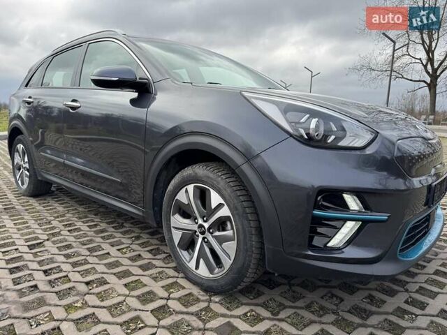 Сірий Кіа Niro, об'ємом двигуна 0 л та пробігом 150 тис. км за 17350 $, фото 8 на Automoto.ua