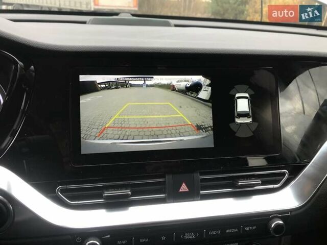 Серый Киа Niro, объемом двигателя 0 л и пробегом 90 тыс. км за 19900 $, фото 30 на Automoto.ua