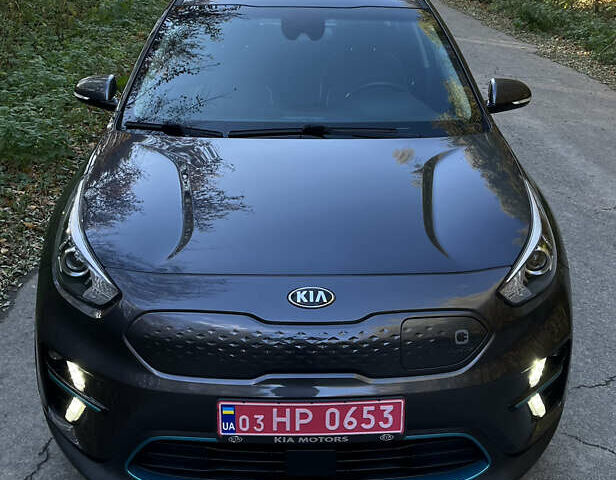 Сірий Кіа Niro, об'ємом двигуна 0 л та пробігом 114 тис. км за 19400 $, фото 5 на Automoto.ua