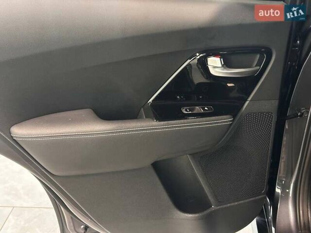 Сірий Кіа Niro, об'ємом двигуна 0 л та пробігом 155 тис. км за 19400 $, фото 29 на Automoto.ua