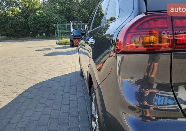 Серый Киа Niro, объемом двигателя 0 л и пробегом 145 тыс. км за 18800 $, фото 6 на Automoto.ua