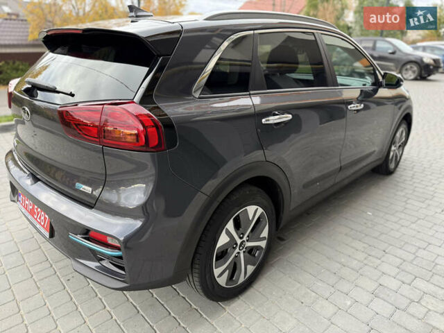 Кіа Niro 2020 у Вінниці на Automoto.ua Сірий Кіа Niro, об'ємом двигуна 0 л та пробігом 157 тис. км за 19500 $, фото 13 на Automoto.ua