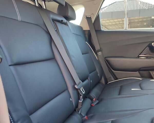 Серый Киа Niro, объемом двигателя 0 л и пробегом 49 тыс. км за 23000 $, фото 51 на Automoto.ua
