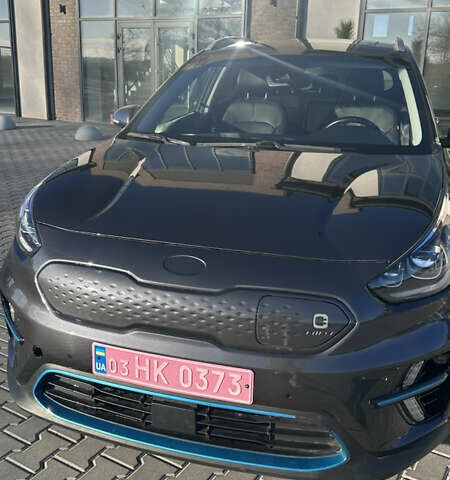 Сірий Кіа Niro, об'ємом двигуна 0 л та пробігом 87 тис. км за 18500 $, фото 5 на Automoto.ua