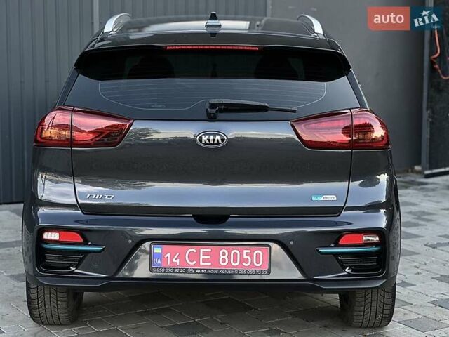Киа Niro 2020 в Ивано-Франковске на Automoto.ua Серый Киа Niro, объемом двигателя 0 л и пробегом 88 тыс. км за 18500 $, фото 14 на Automoto.ua