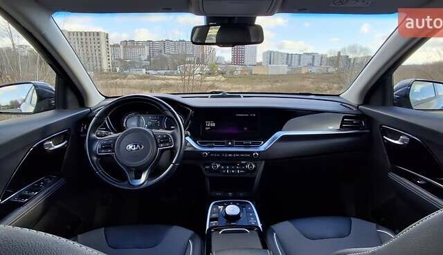 Сірий Кіа Niro, об'ємом двигуна 0 л та пробігом 91 тис. км за 19300 $, фото 1 на Automoto.ua