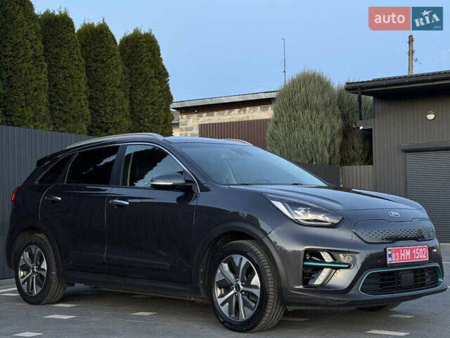 Серый Киа Niro, объемом двигателя 0 л и пробегом 112 тыс. км за 20300 $, фото 8 на Automoto.ua