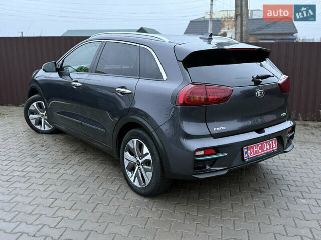 Серый Киа Niro, объемом двигателя 0 л и пробегом 159 тыс. км за 19800 $, фото 8 на Automoto.ua