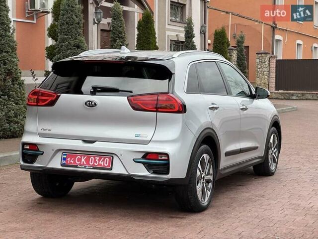 Сірий Кіа Niro, об'ємом двигуна 0 л та пробігом 118 тис. км за 19300 $, фото 52 на Automoto.ua