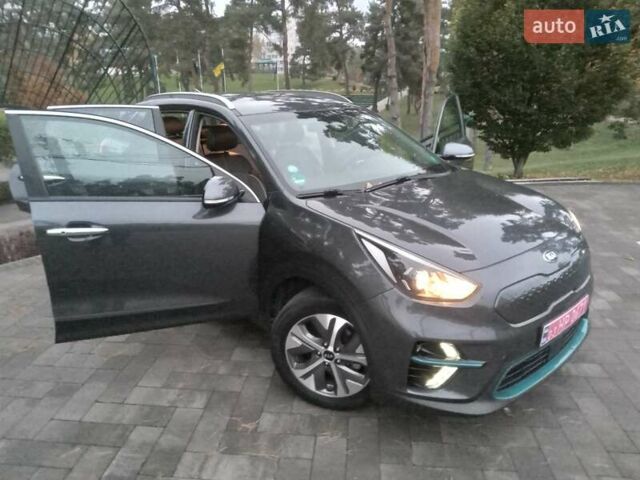 Киа Niro 2020 в Ирпене на Automoto.ua Серый Киа Niro, объемом двигателя 0 л и пробегом 99 тыс. км за 20490 $, фото 21 на Automoto.ua