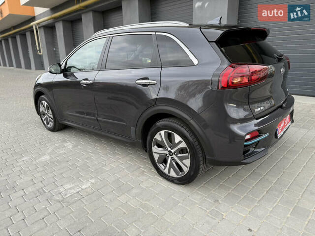 Кіа Niro 2020 у Вінниці на Automoto.ua Сірий Кіа Niro, об'ємом двигуна 0 л та пробігом 157 тис. км за 19500 $, фото 7 на Automoto.ua