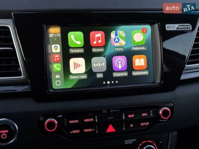 Сірий Кіа Niro, об'ємом двигуна 0 л та пробігом 135 тис. км за 17500 $, фото 52 на Automoto.ua