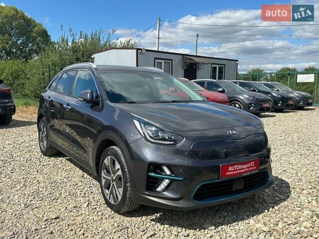 Сірий Кіа Niro, об'ємом двигуна 0 л та пробігом 97 тис. км за 22600 $, фото 15 на Automoto.ua