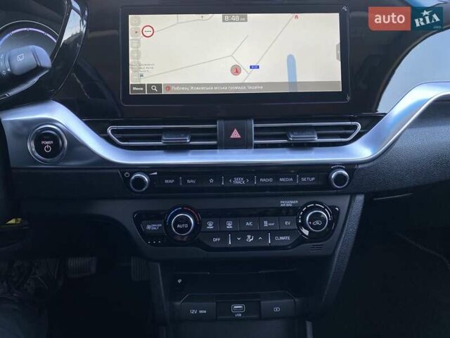 Сірий Кіа Niro, об'ємом двигуна 0 л та пробігом 107 тис. км за 21950 $, фото 52 на Automoto.ua