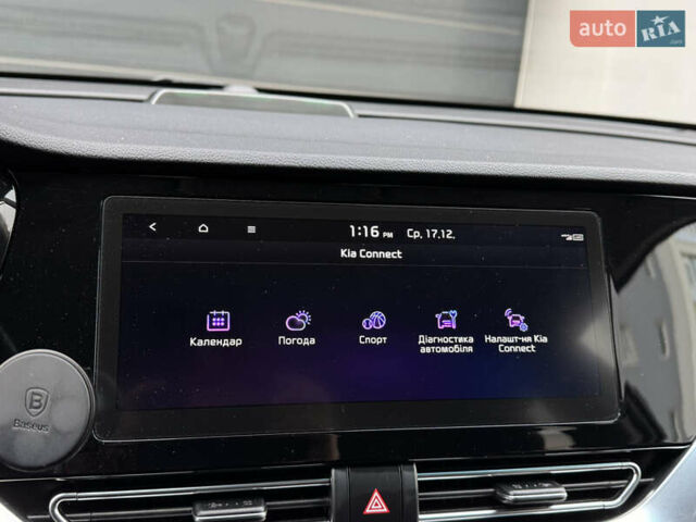 Серый Киа Niro, объемом двигателя 0 л и пробегом 156 тыс. км за 18500 $, фото 76 на Automoto.ua