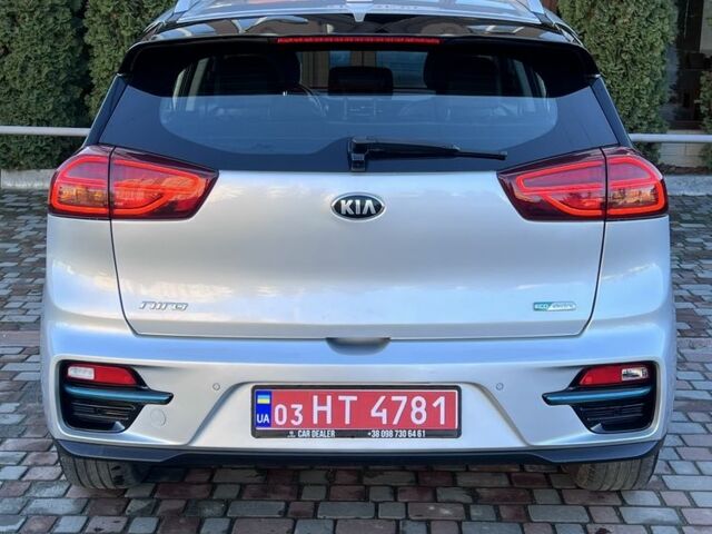 Сірий Кіа Niro, об'ємом двигуна 0 л та пробігом 89 тис. км за 437 $, фото 1 на Automoto.ua