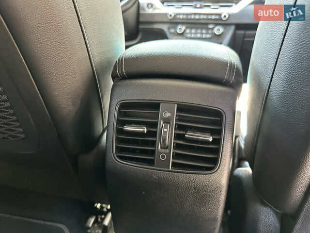Сірий Кіа Niro, об'ємом двигуна 0 л та пробігом 143 тис. км за 17900 $, фото 69 на Automoto.ua