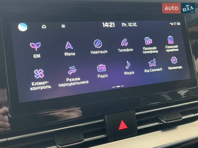 Серый Киа Niro, объемом двигателя 0 л и пробегом 127 тыс. км за 19750 $, фото 48 на Automoto.ua