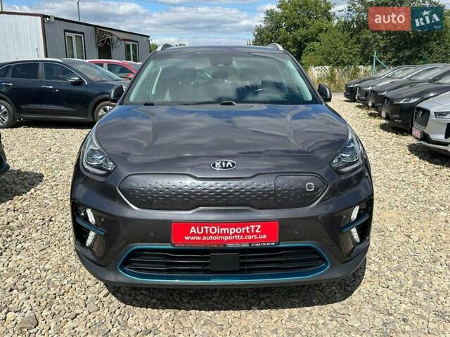 Сірий Кіа Niro, об'ємом двигуна 0 л та пробігом 97 тис. км за 22600 $, фото 16 на Automoto.ua