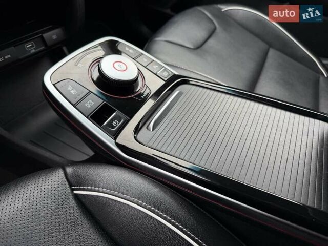 Сірий Кіа Niro, об'ємом двигуна 0 л та пробігом 71 тис. км за 21999 $, фото 55 на Automoto.ua