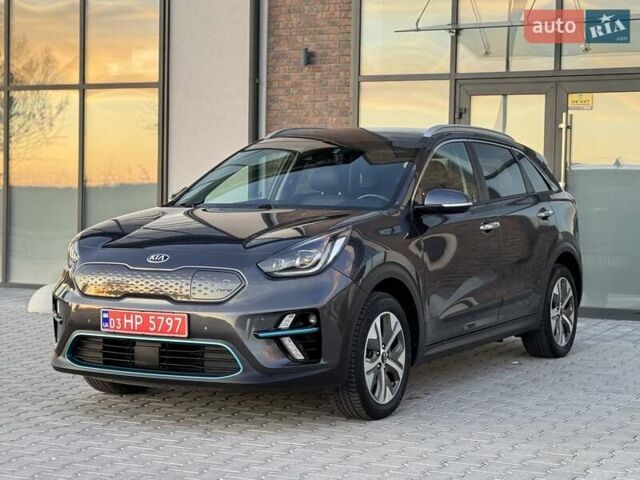Сірий Кіа Niro, об'ємом двигуна 0 л та пробігом 135 тис. км за 17500 $, фото 11 на Automoto.ua
