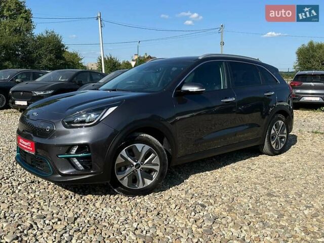 Сірий Кіа Niro, об'ємом двигуна 0 л та пробігом 76 тис. км за 22700 $, фото 3 на Automoto.ua