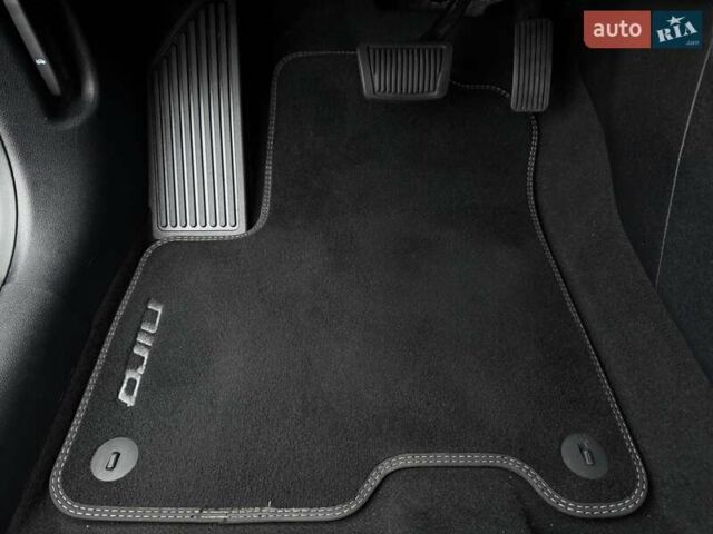 Серый Киа Niro, объемом двигателя 0 л и пробегом 150 тыс. км за 18500 $, фото 41 на Automoto.ua