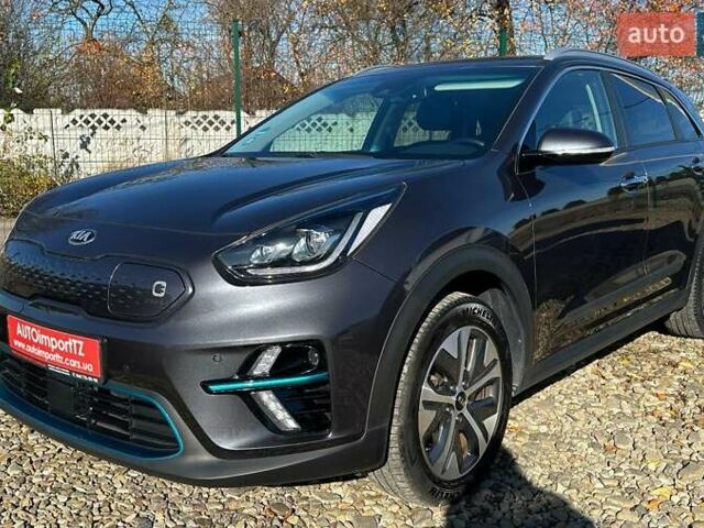 Сірий Кіа Niro, об'ємом двигуна 0 л та пробігом 58 тис. км за 23400 $, фото 20 на Automoto.ua