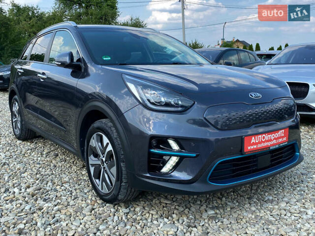 Сірий Кіа Niro, об'ємом двигуна 0 л та пробігом 116 тис. км за 21800 $, фото 28 на Automoto.ua