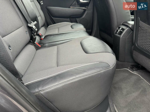 Серый Киа Niro, объемом двигателя 0 л и пробегом 158 тыс. км за 17750 $, фото 64 на Automoto.ua